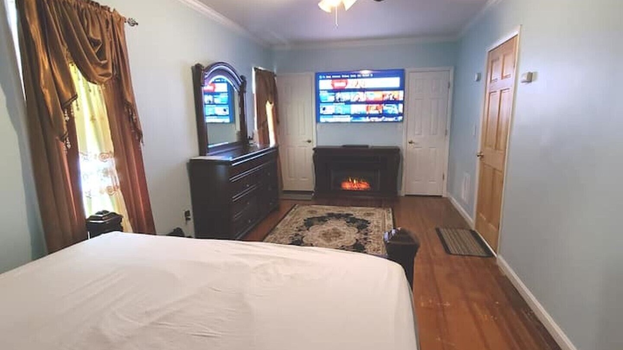 Photo of Bedroom in Schenectady