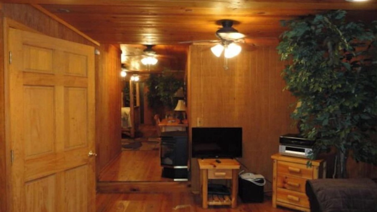 Photo of Livingroom in Folsomville