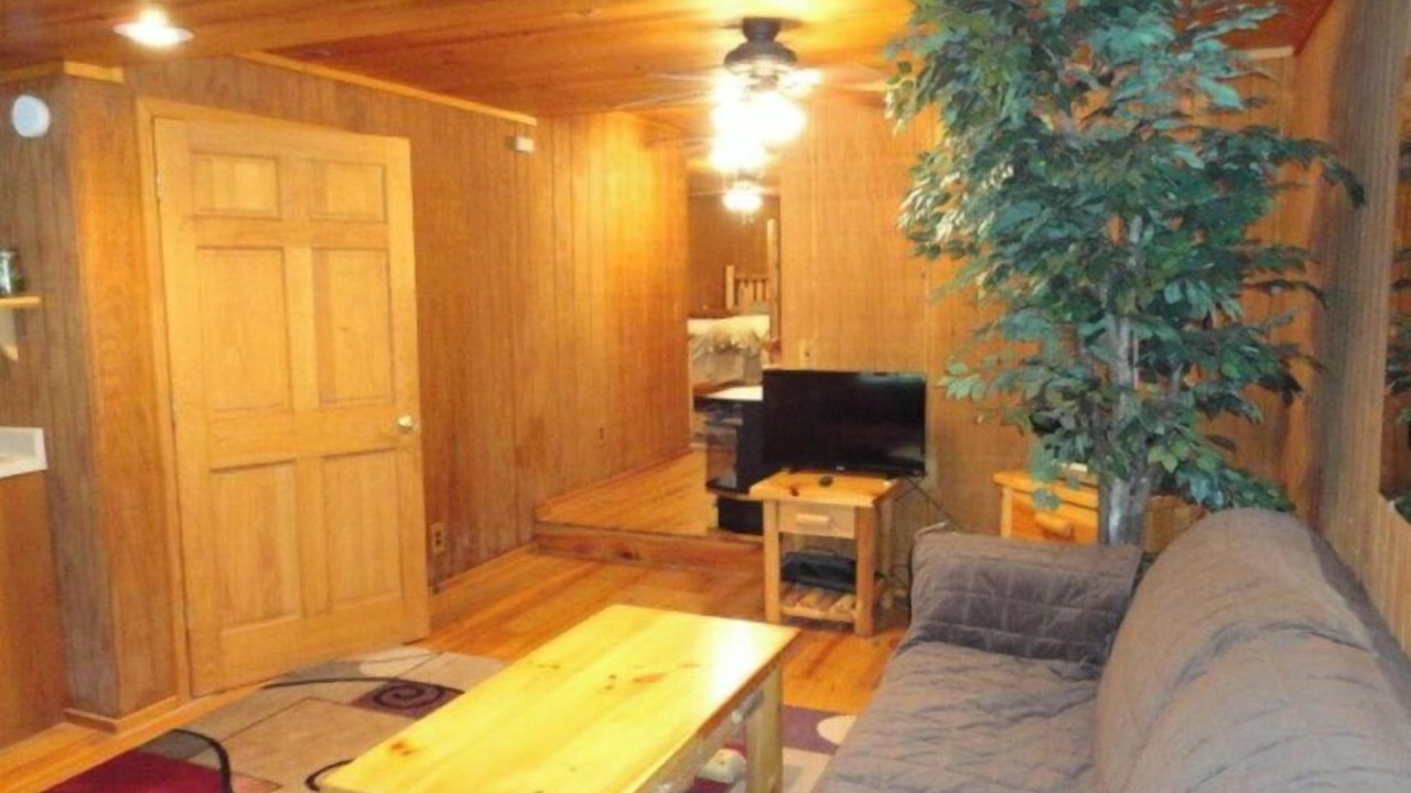Photo of Livingroom in Folsomville