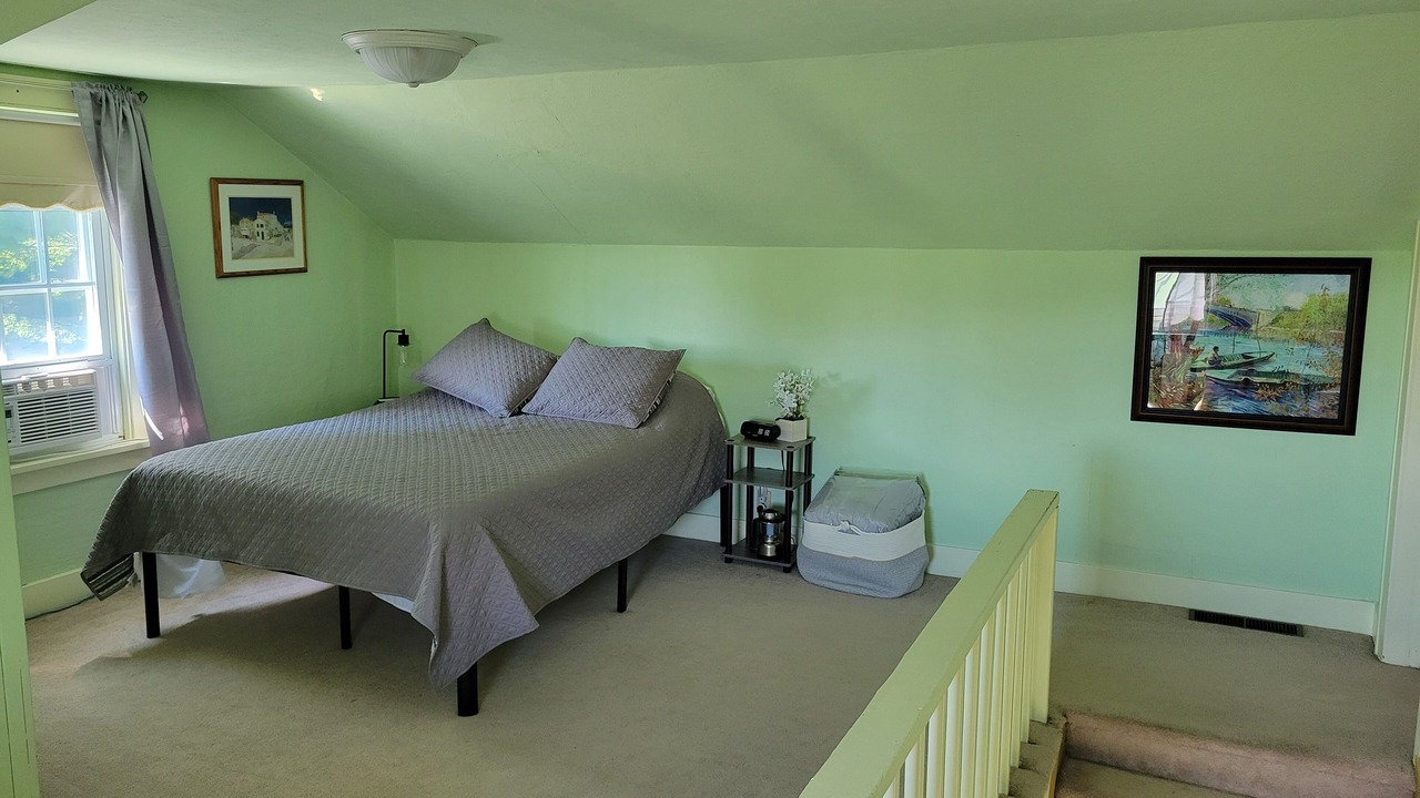 Photo of Bedroom in Culver