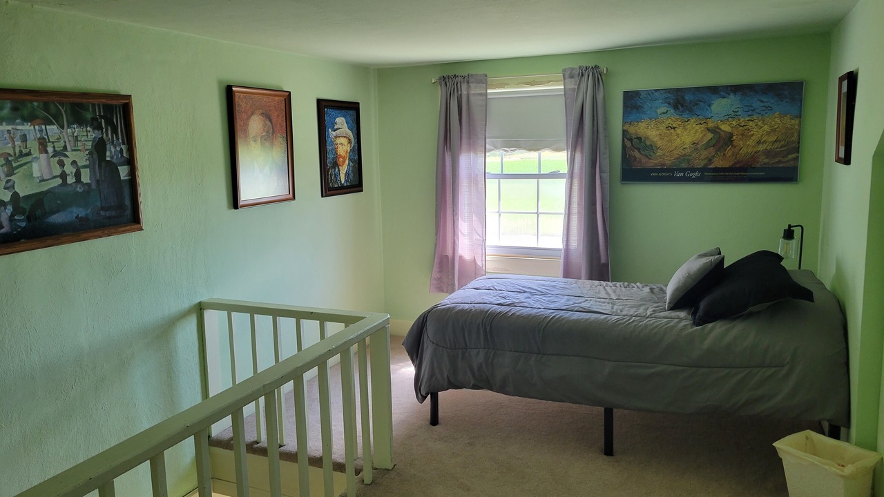 Photo of Bedroom in Culver