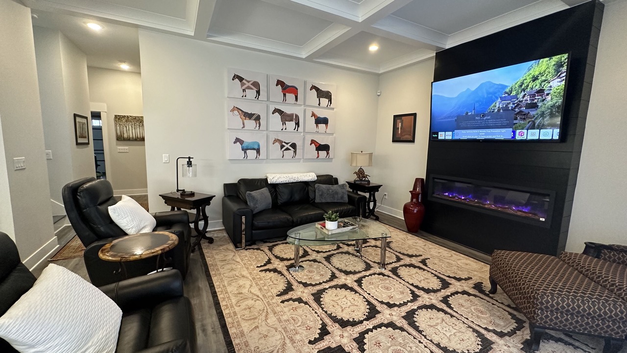 Photo of Livingroom in Jeffersonville