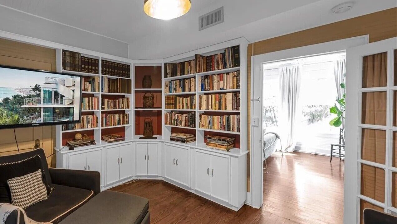 Photo of Livingroom in Northeast Coconut Grove