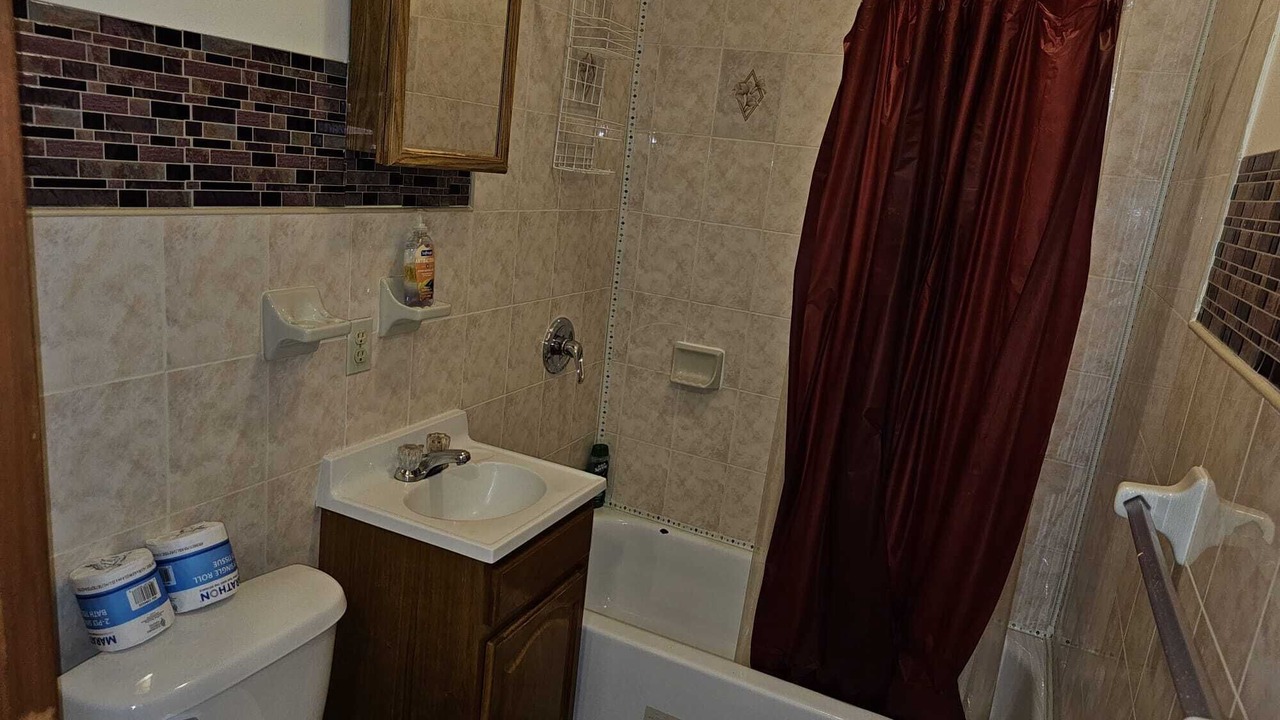 Photo of Bathroom in Bedford-Stuyvesant