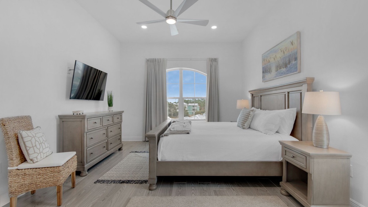 Photo of Bedroom in Gulf Place