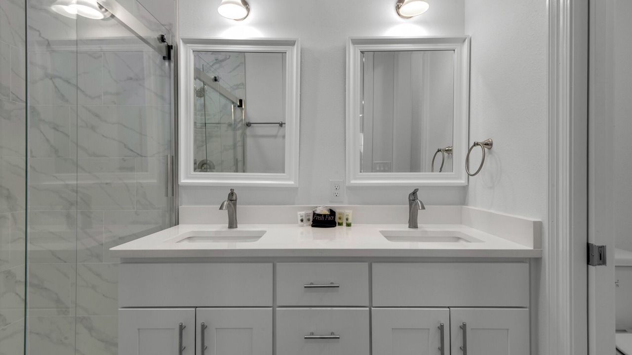 Photo of Bathroom in Gulf Place