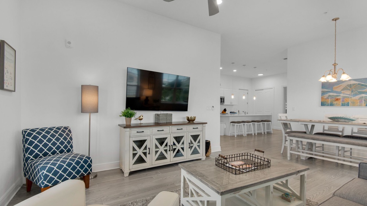 Photo of Livingroom in Gulf Place