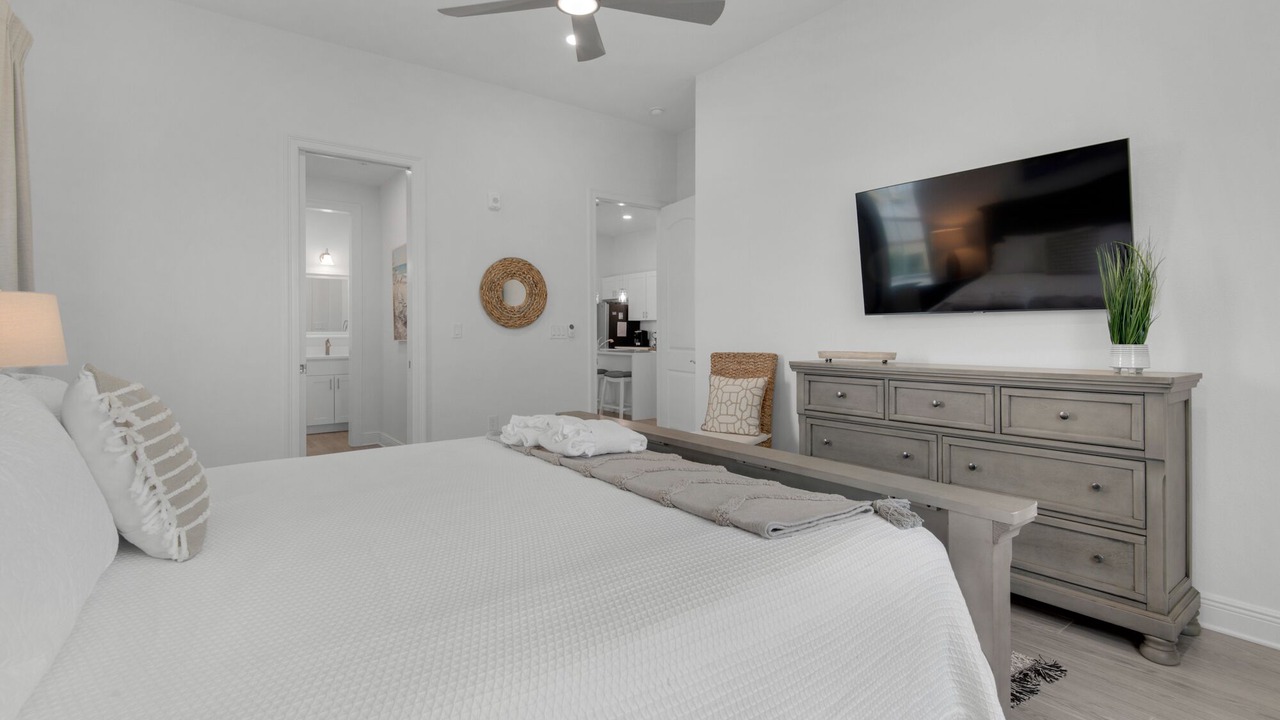Photo of Bedroom in Gulf Place