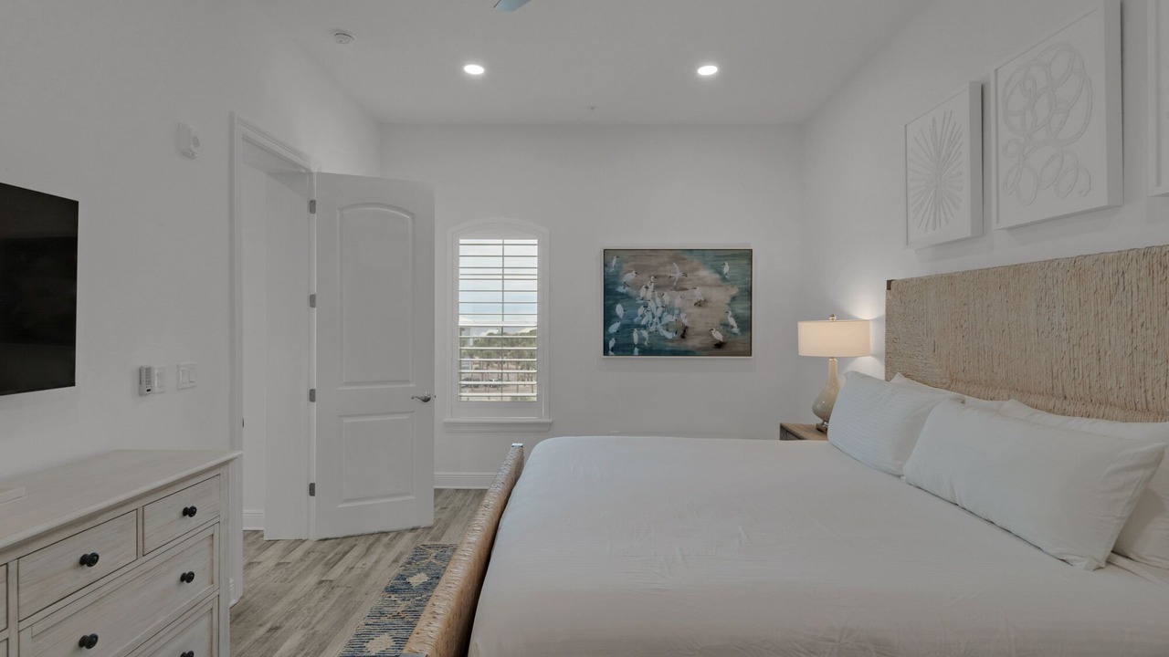 Photo of Bedroom in Gulf Place