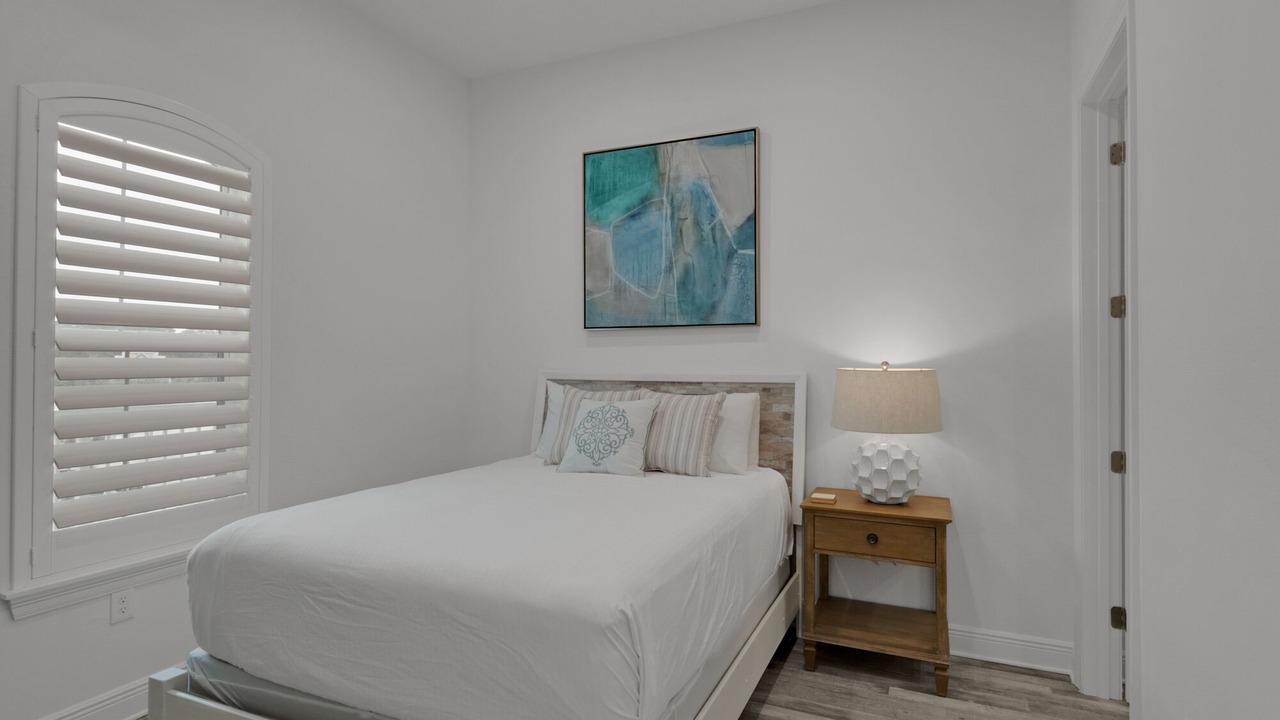 Photo of Bedroom in Gulf Place