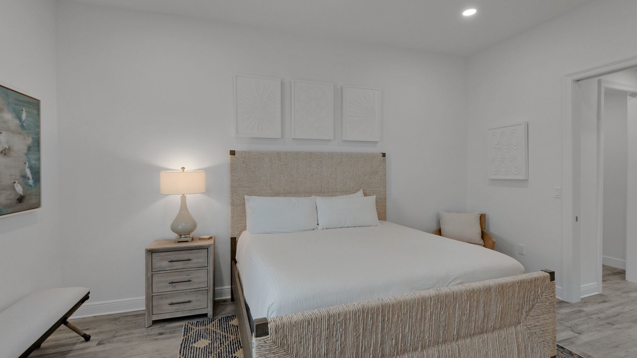 Photo of Bedroom in Gulf Place