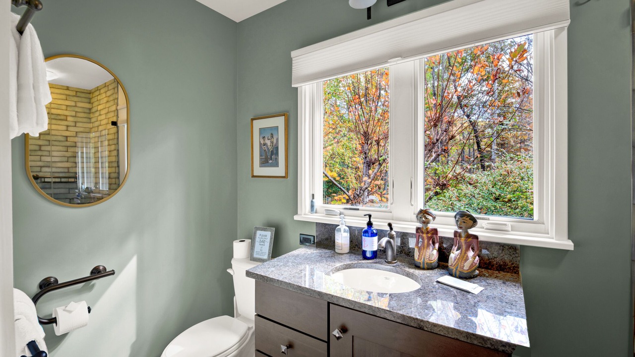 Photo of Bathroom in Batesville
