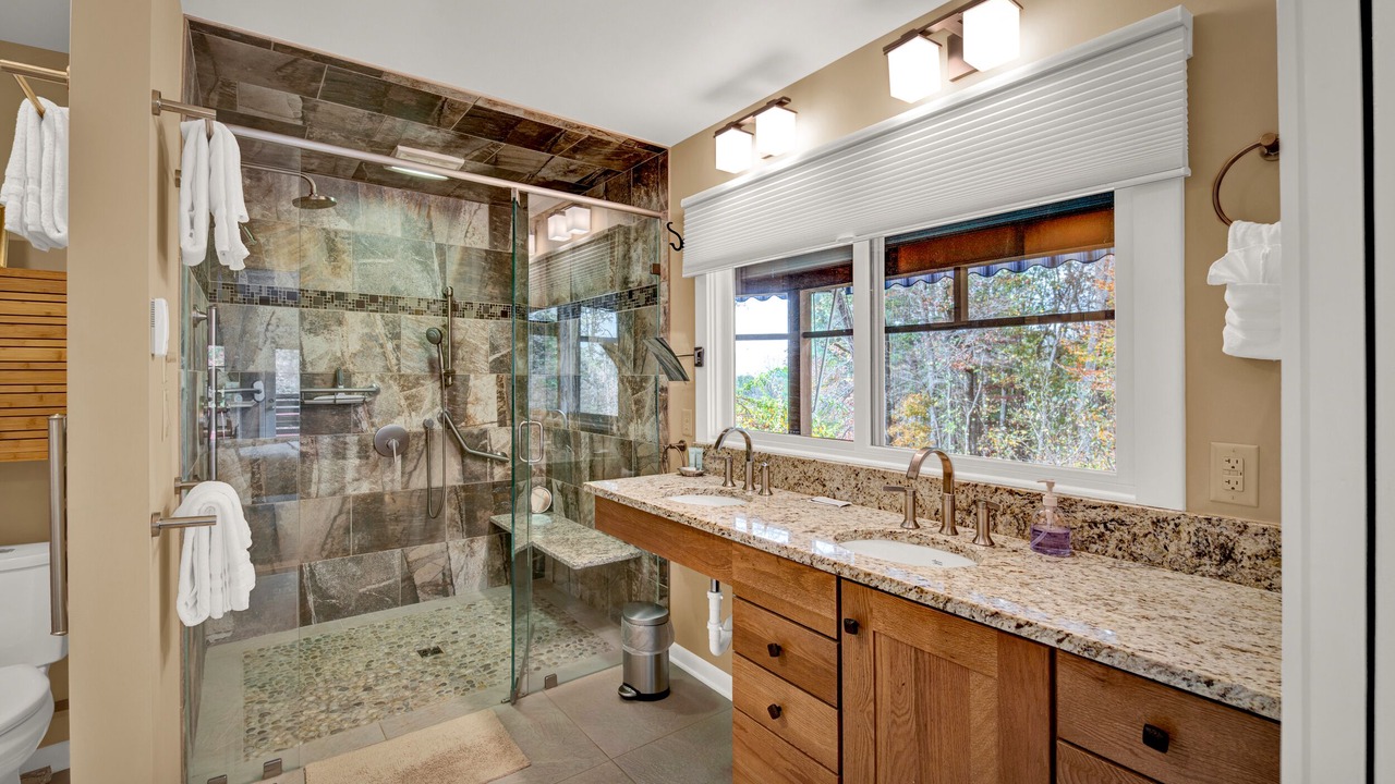 Photo of Bathroom in Batesville