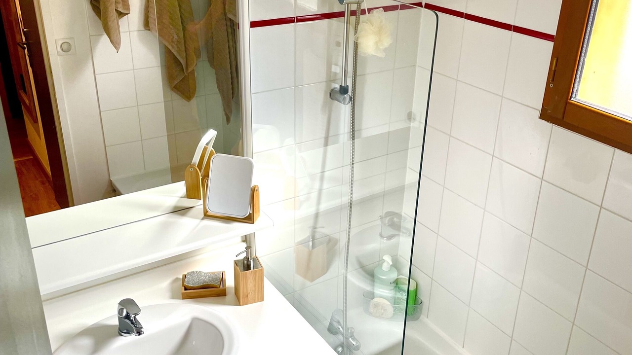 Photo of Bathroom in La Joue du Loup