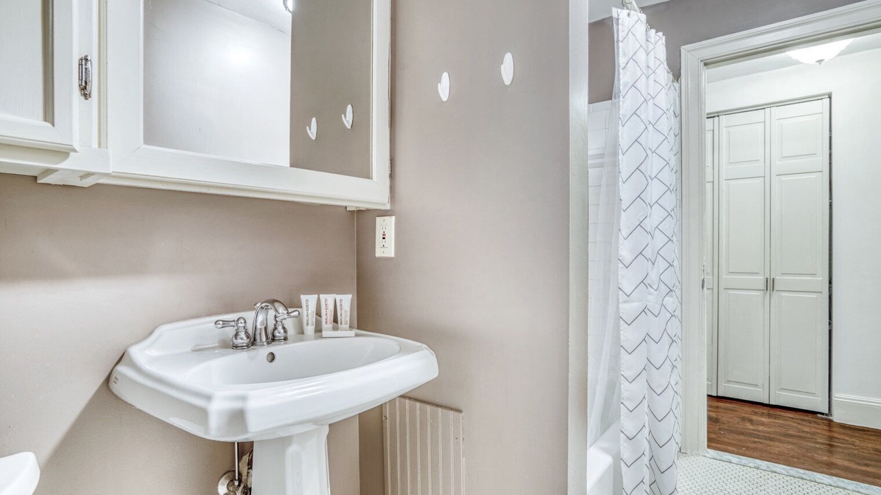 Photo of Bathroom in Logan Circle