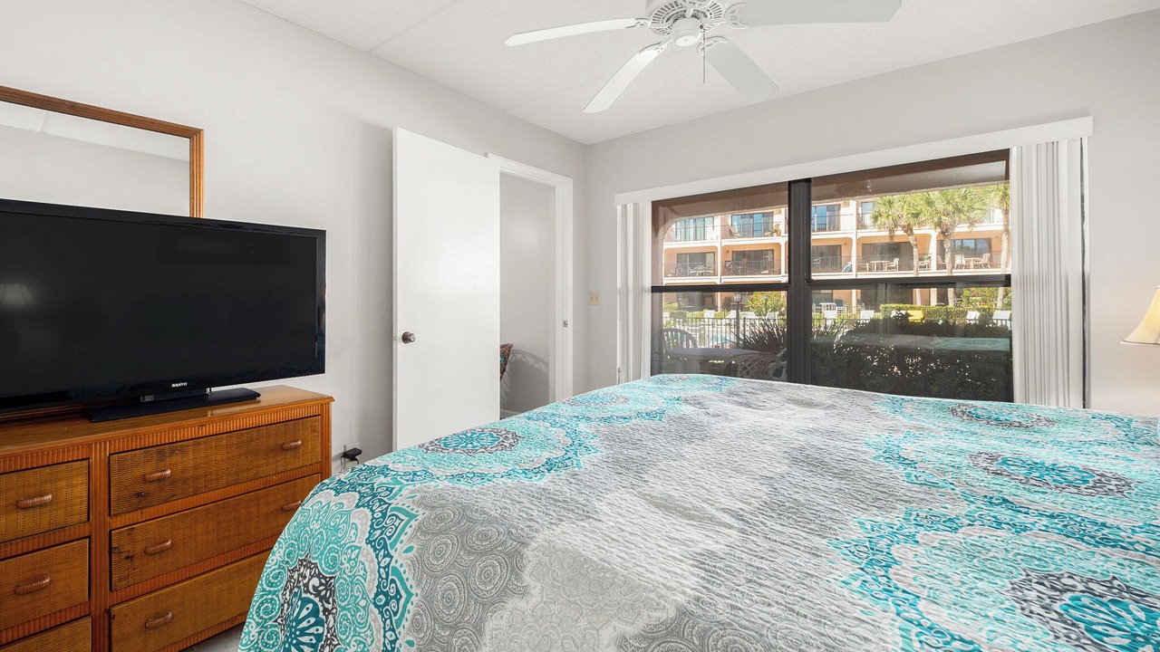 Photo of Bedroom in Butler Beach