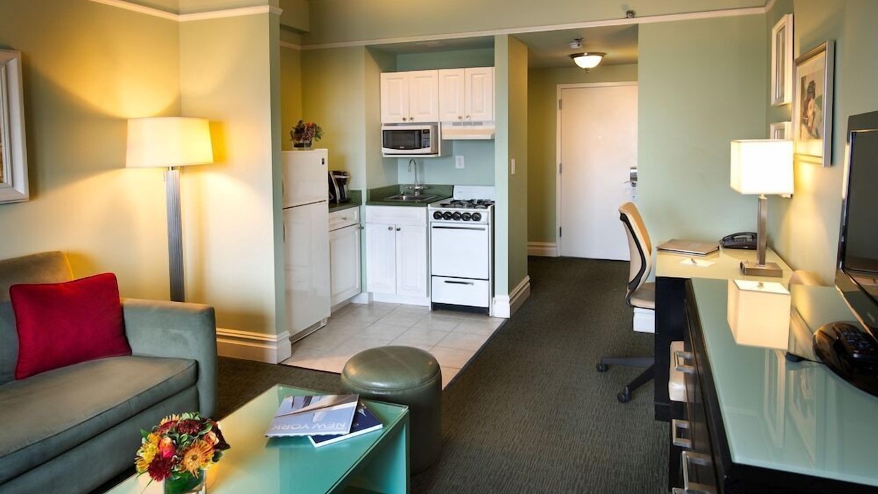 Photo of Livingroom in Central Park West