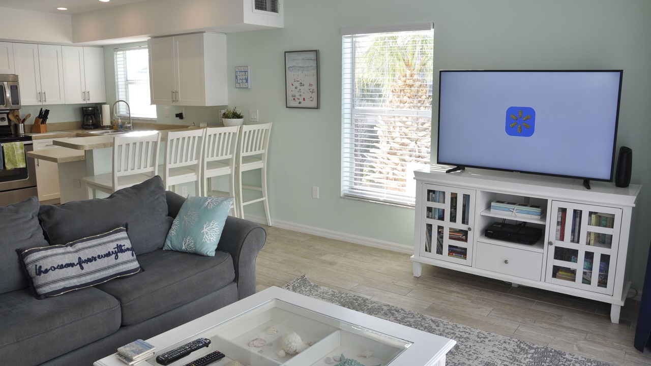Photo of Livingroom in Independence Square