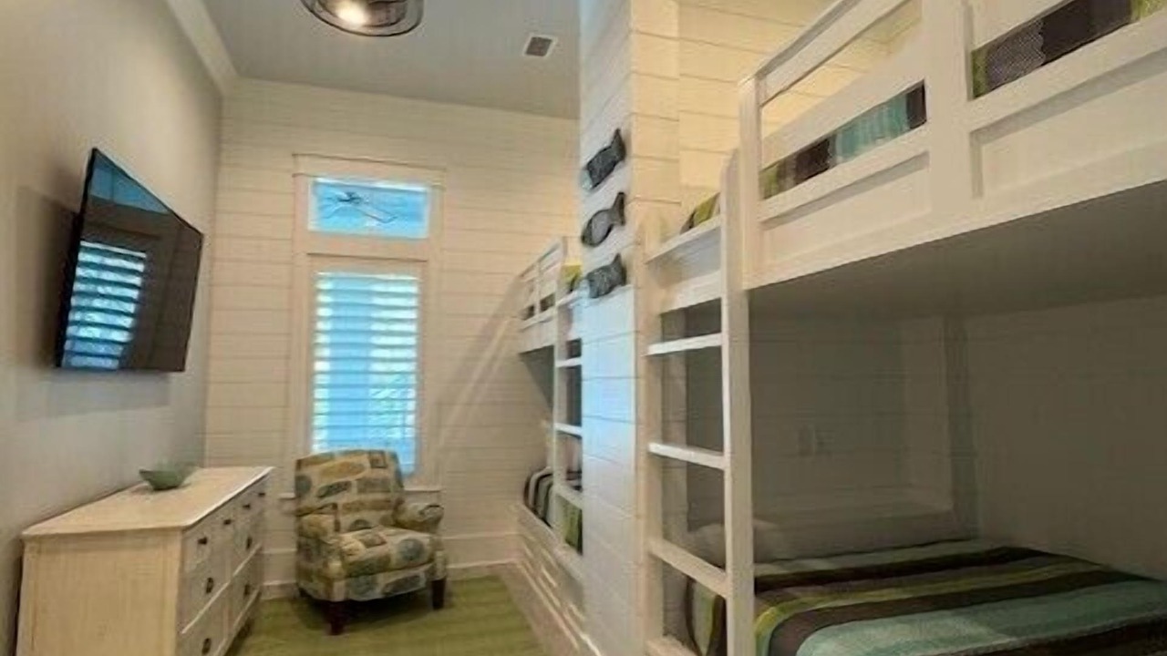 Photo of Bedroom in Gulf Pines