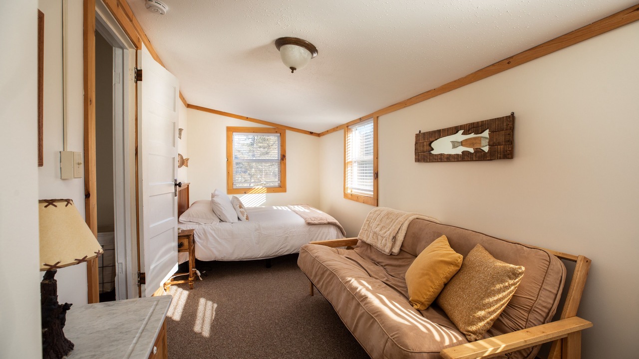 Photo of Bedroom in North Creek