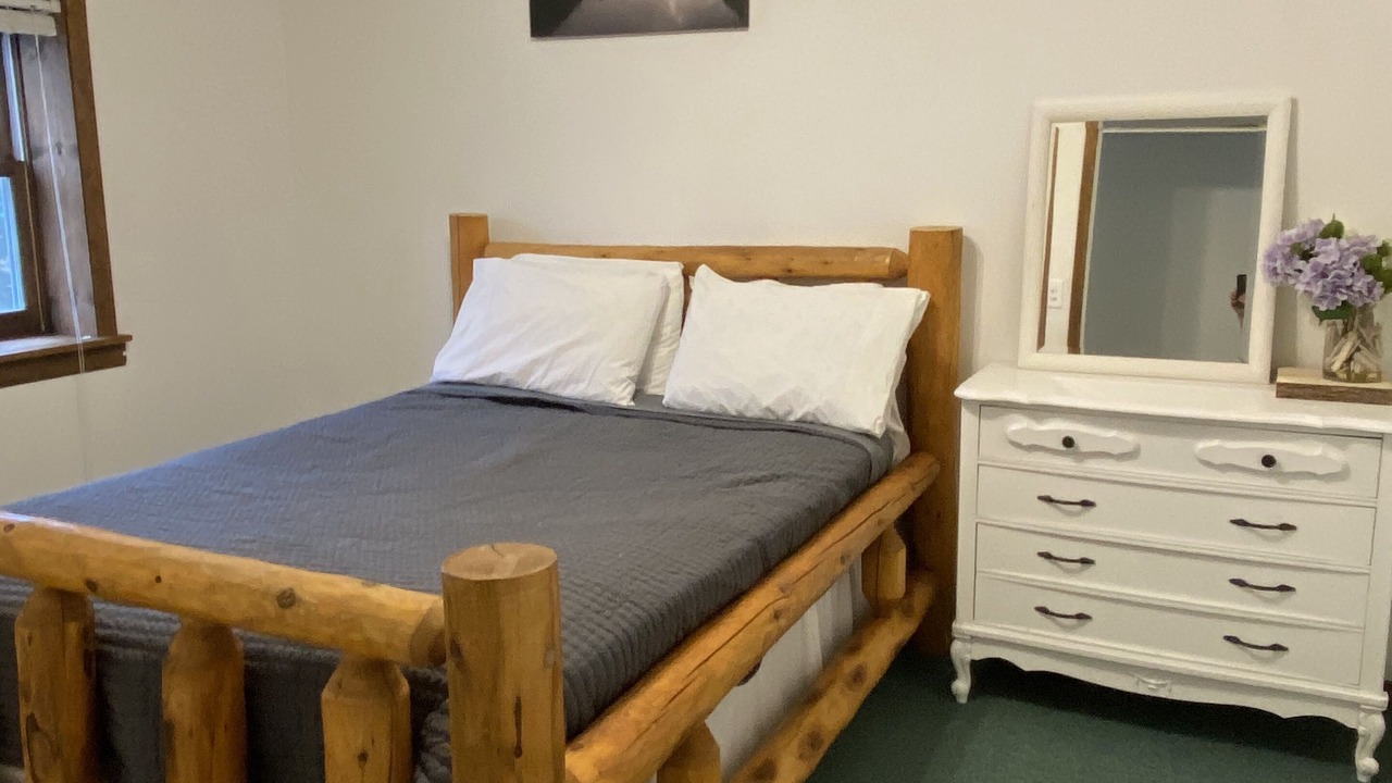 Photo of Bedroom in Mancelona