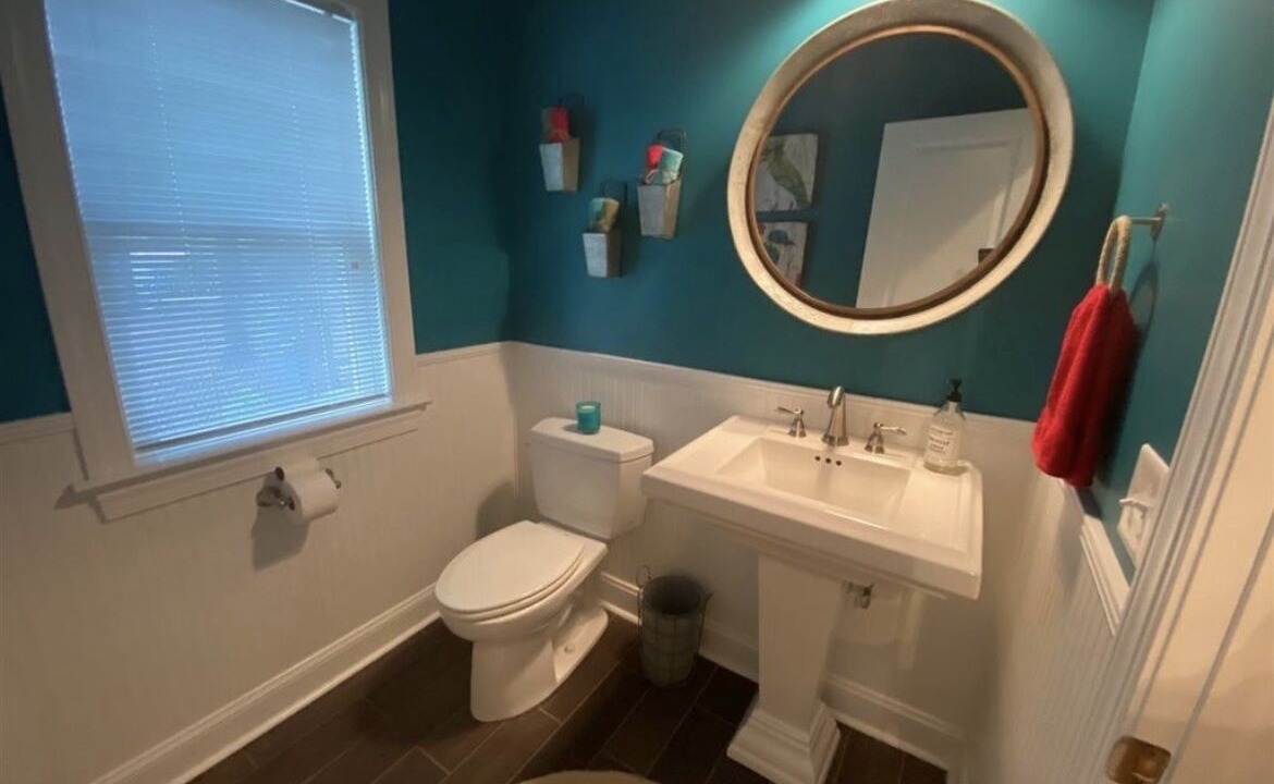 Photo of Bathroom in Manson