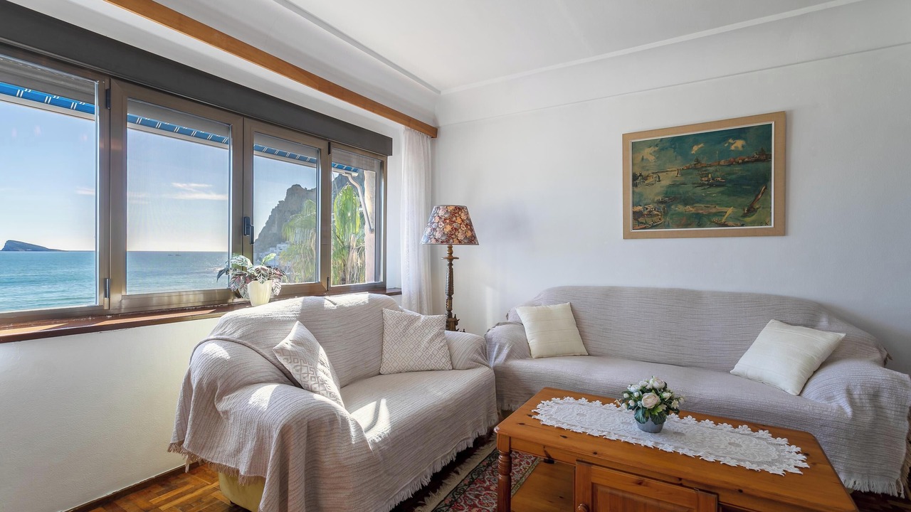 Photo of Livingroom in Cala