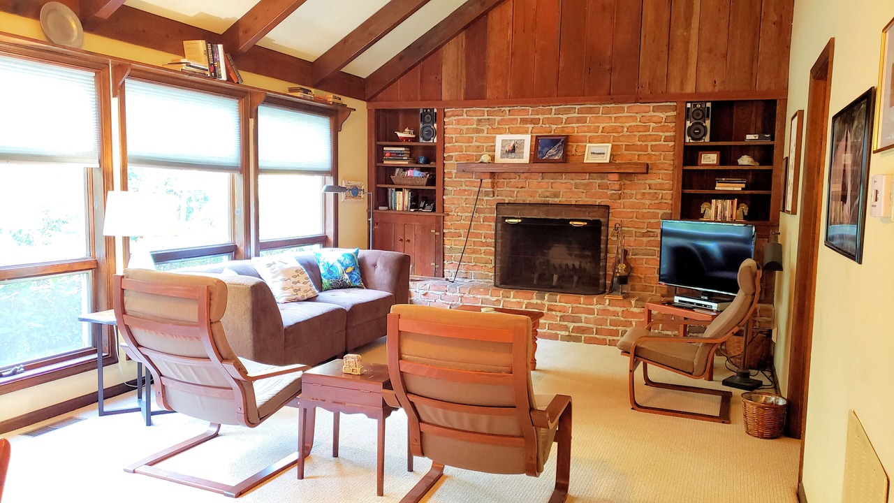 Photo of Livingroom in Piney Island