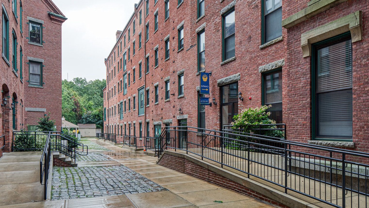 Photo of Outdoor in Lower Mills