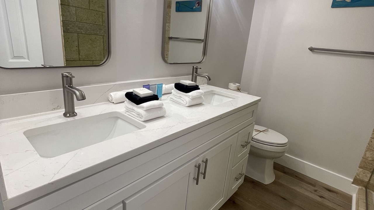 Photo of Bathroom in Sunnyside