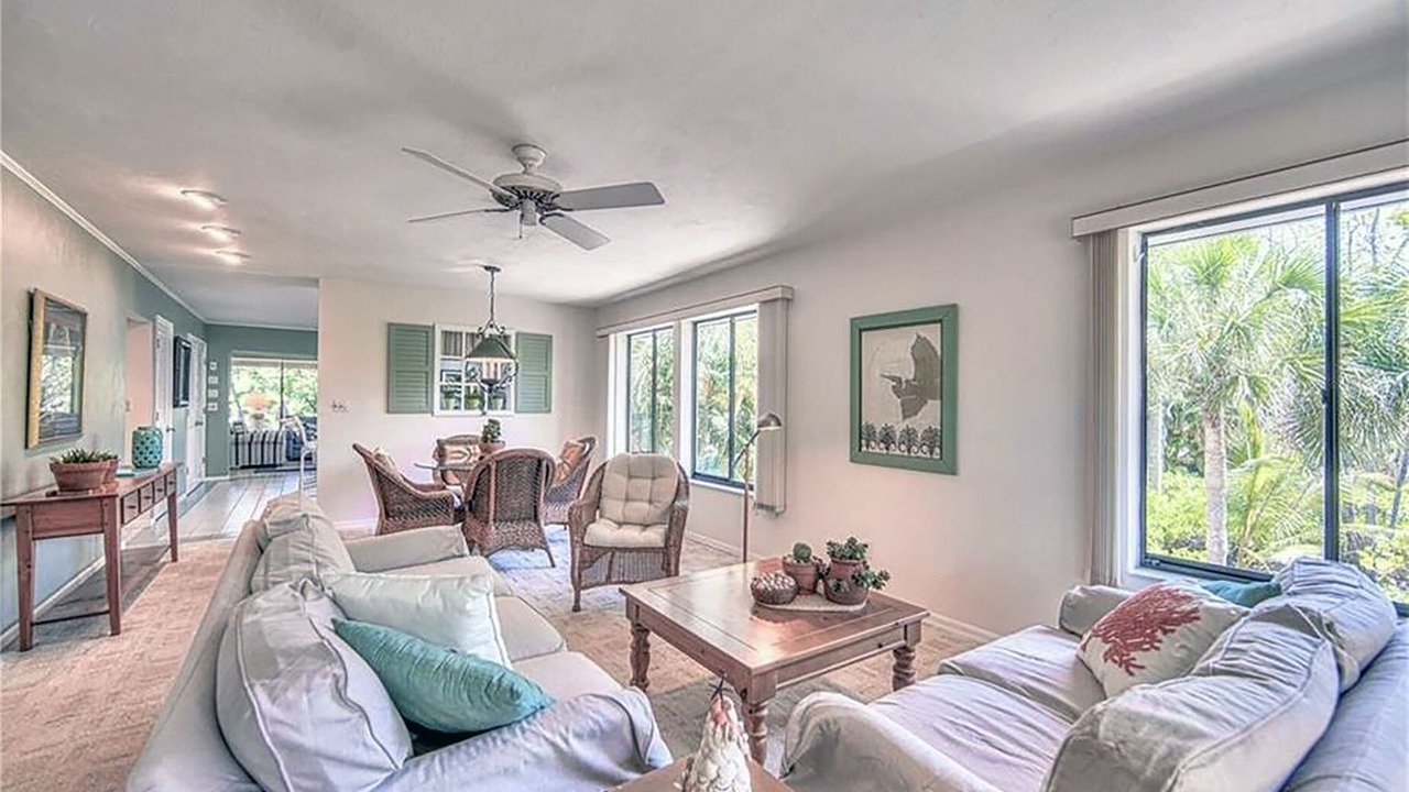 Photo of Livingroom in Gulf Pines