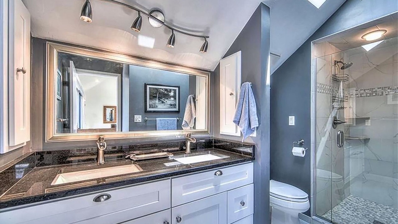 Photo of Bathroom in Gulf Pines