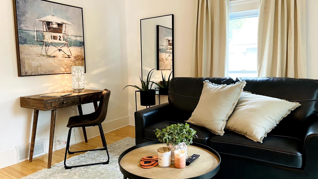 Photo of Livingroom in Canandaigua