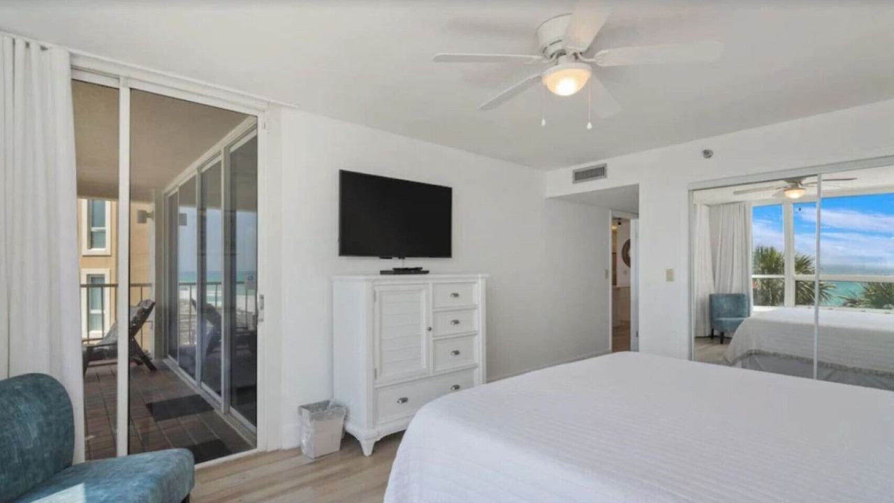 Photo of Bedroom in Miramar Beach