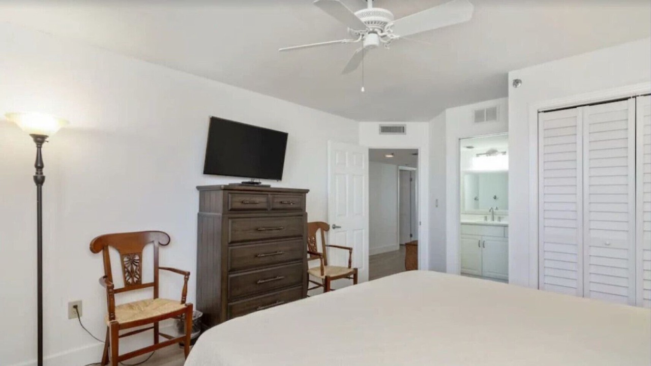 Photo of Bedroom in Miramar Beach