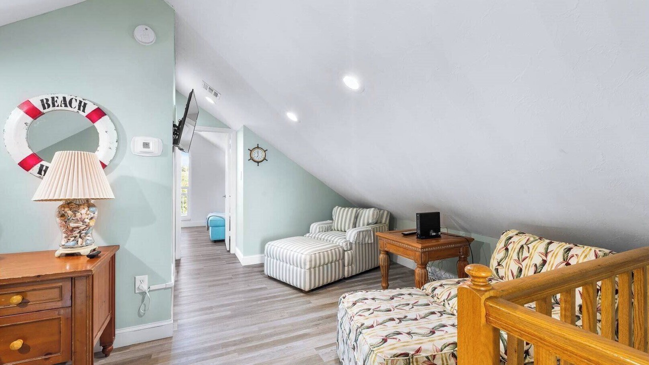 Photo of Livingroom in Marathon