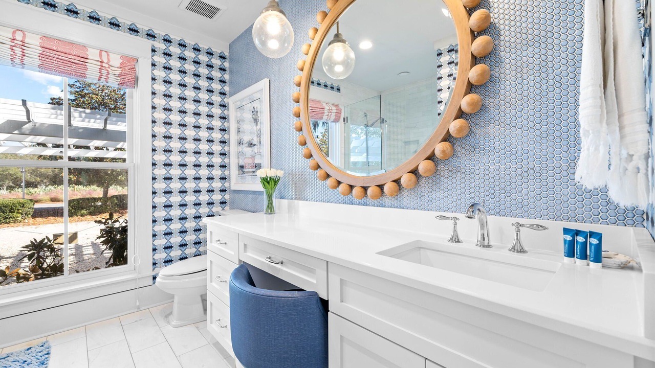 Photo of Bathroom in Seaside