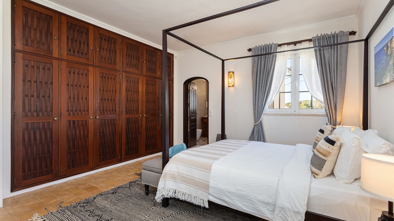 Photo of Bedroom in Faro