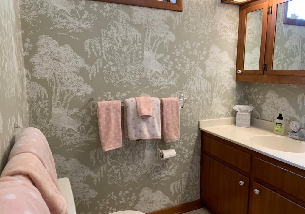 Photo of Bathroom in Weirwood