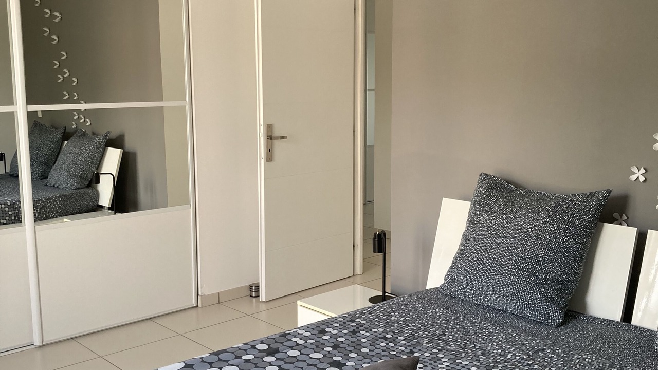 Photo of Bedroom in Entraigues-sur-la-Sorgue