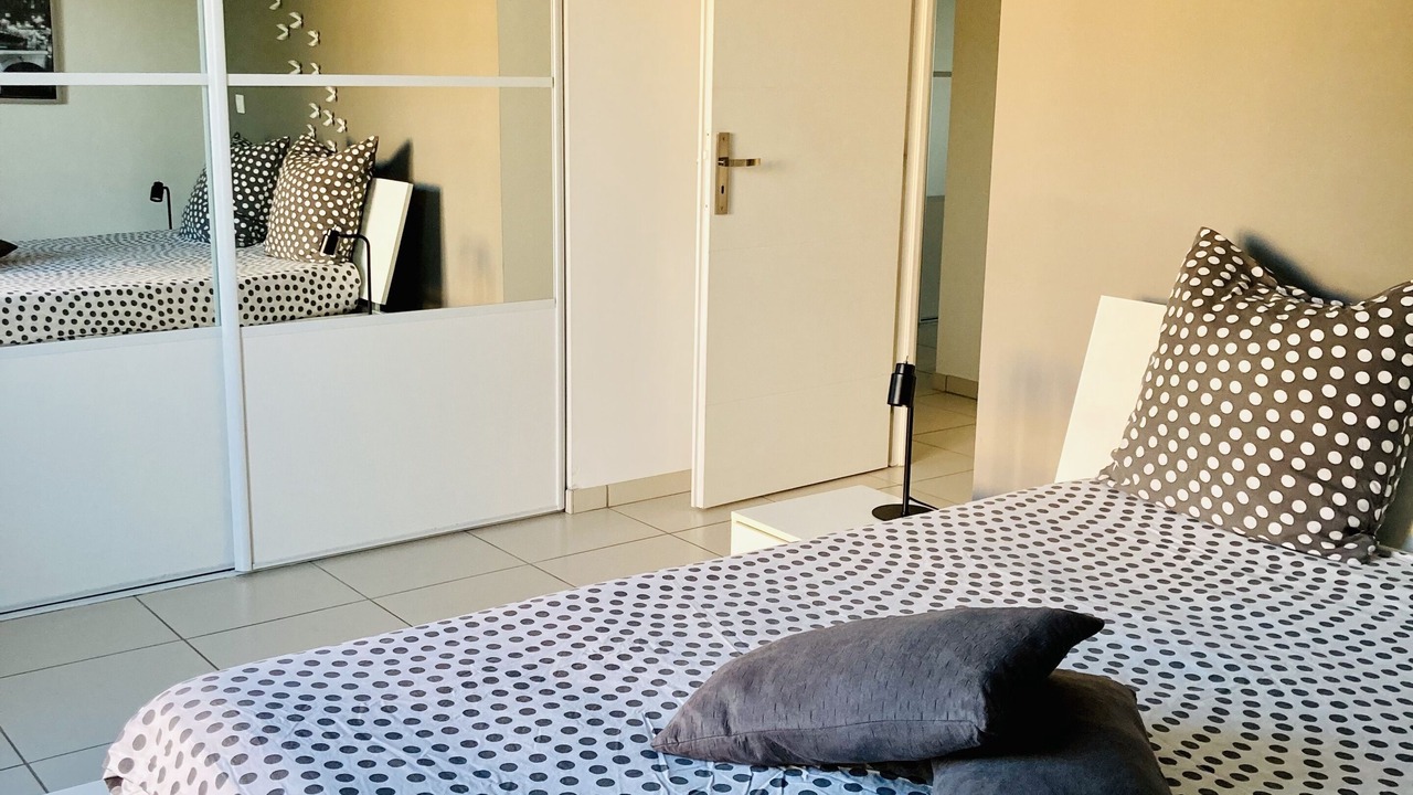 Photo of Bedroom in Entraigues-sur-la-Sorgue
