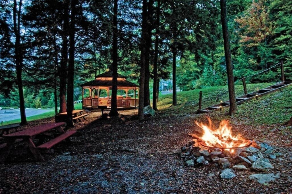 Photo of Outdoor in Hancock