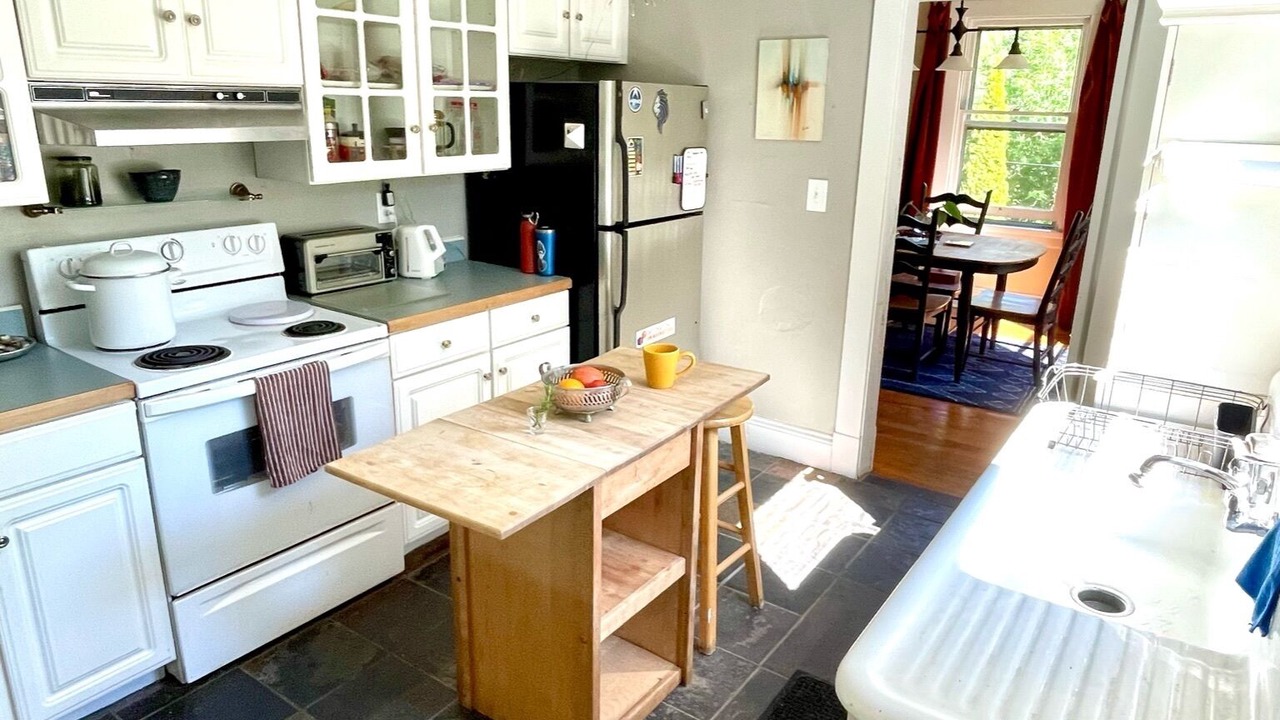 Photo of Kitchen in Warm Springs