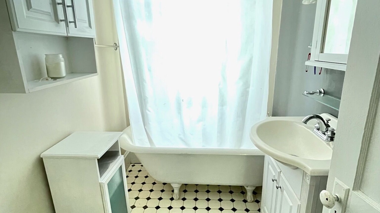 Photo of Bathroom in Warm Springs