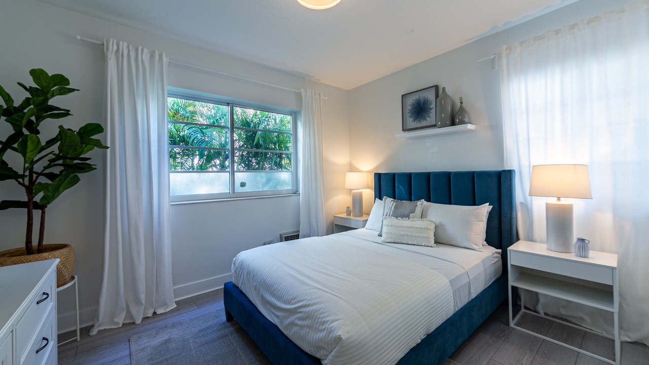 Photo of Bedroom in West Avenue