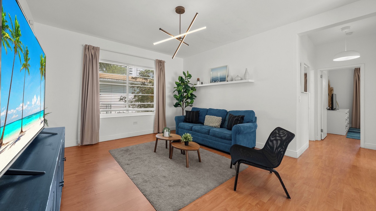 Photo of Livingroom in West Avenue
