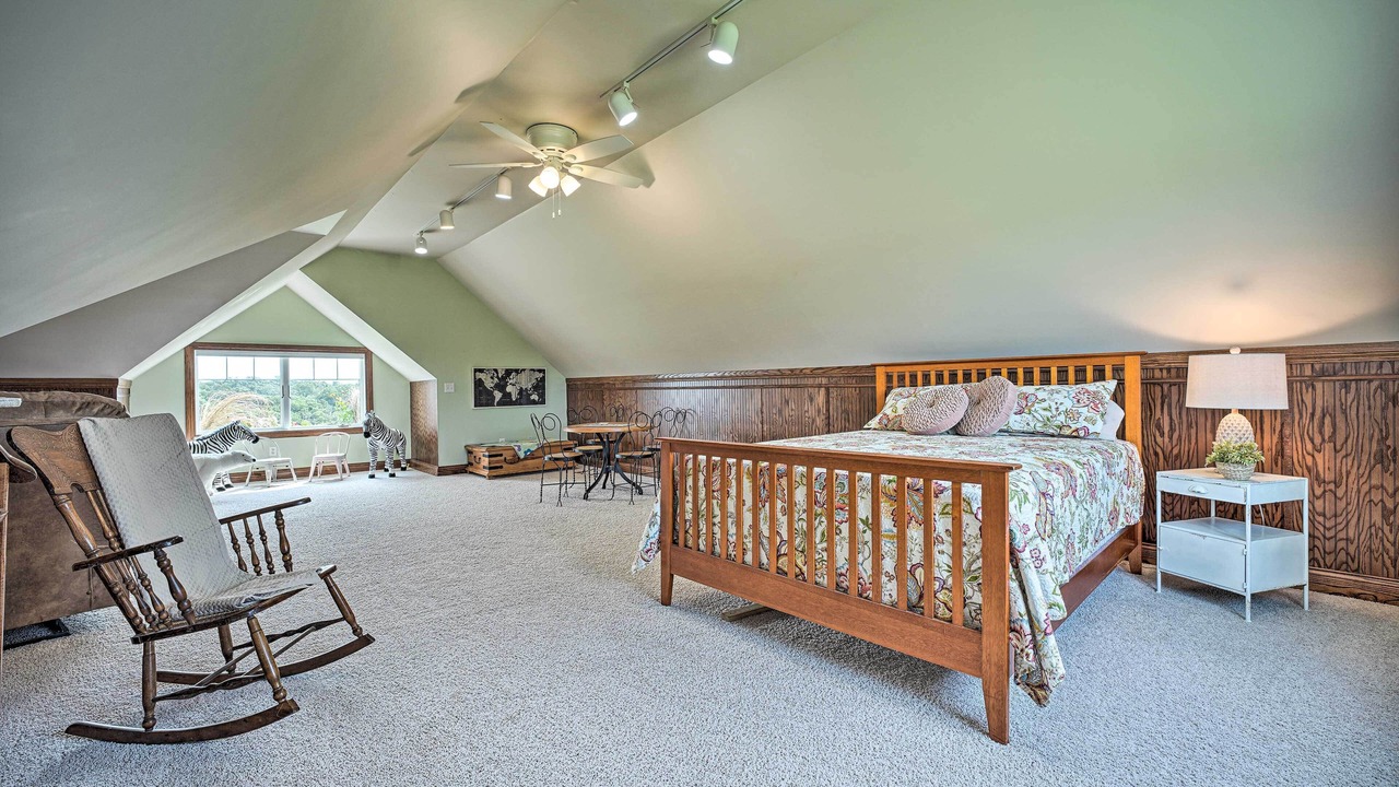 Photo of Bedroom in Shipshewana