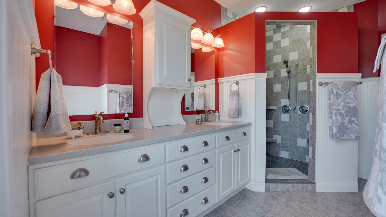 Photo of Bathroom in Shipshewana