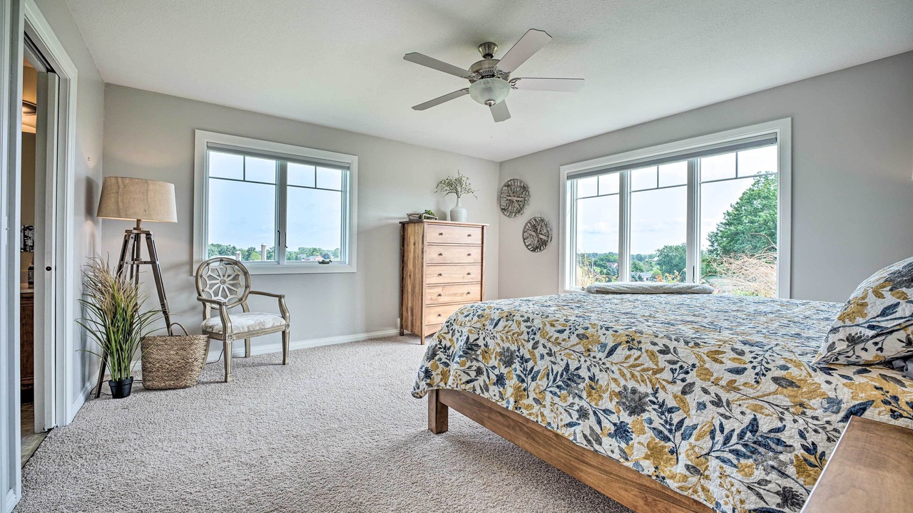 Photo of Bedroom in Shipshewana