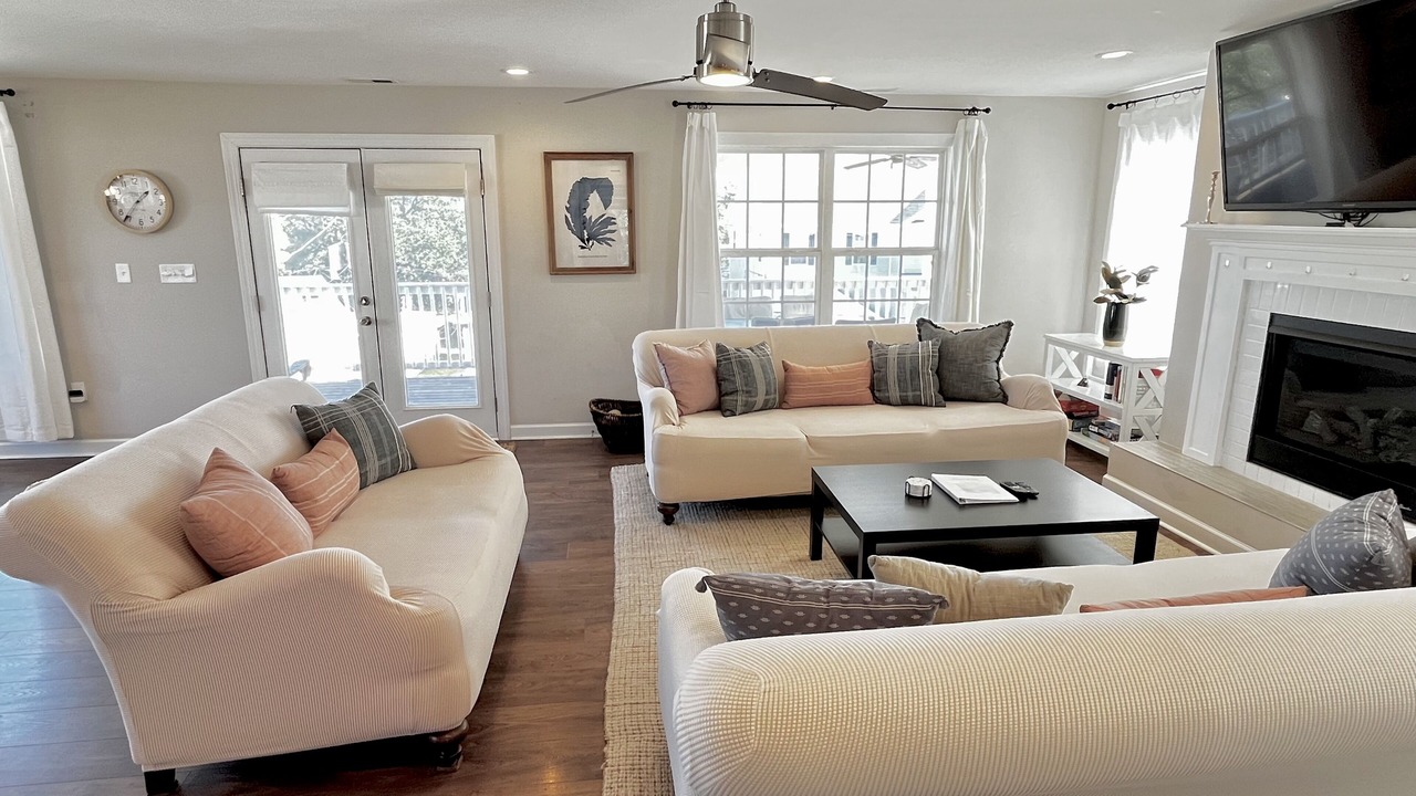 Photo of Livingroom in East Ocean View